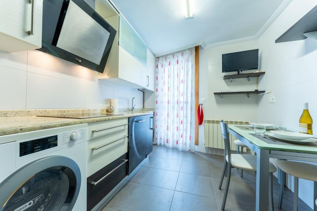 Apartamento En El Corazon De La Ciudad Con Parking Santander Eksteriør bilde
